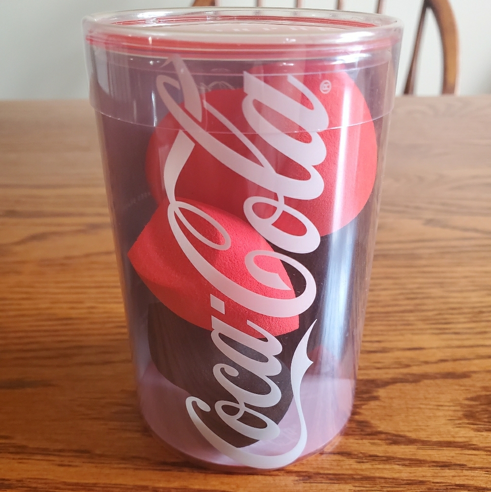 Coca-Cola  morphe beauty blender